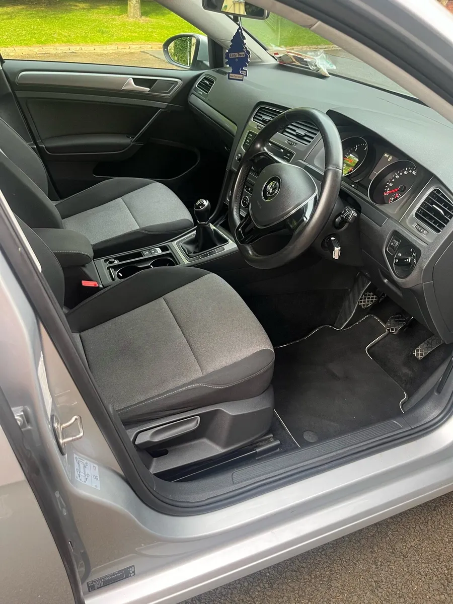 Volkswagen Golf 2014 - Image 4