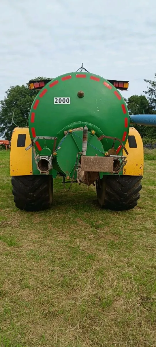 2000 Gallon Slurry Tank - Image 2