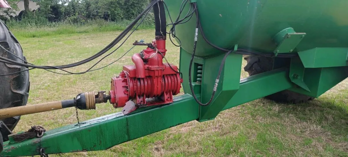 2000 Gallon Slurry Tank - Image 3