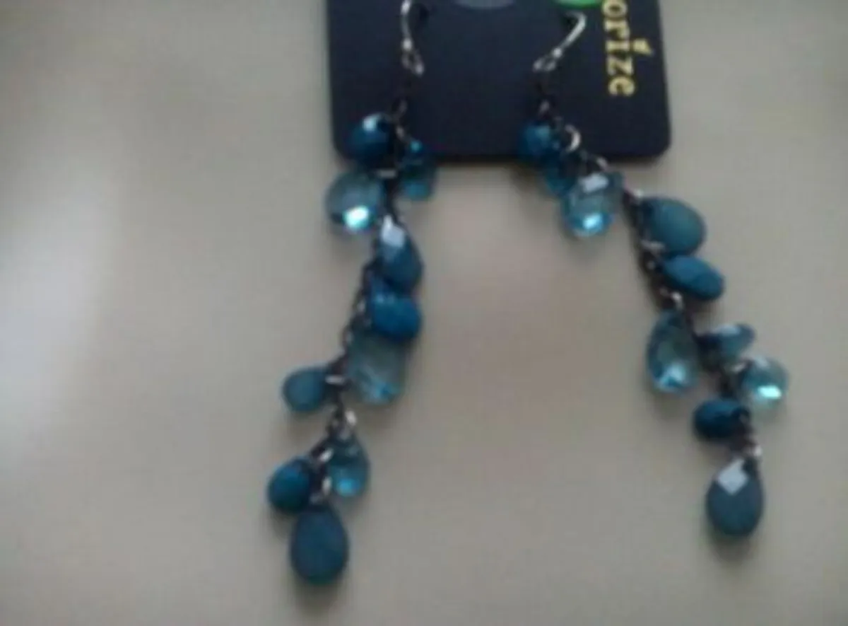 Costume Drop Earrings. - Image 2