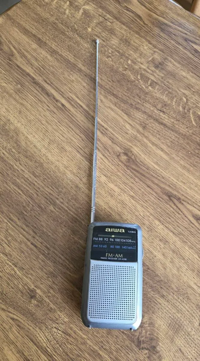 FM/AM Radio (pocket size) - Image 4