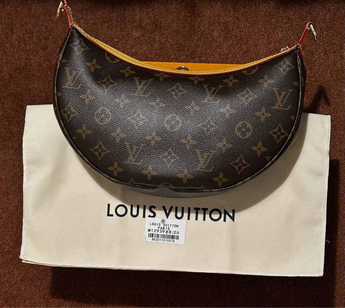 Louis Vuitton woman’s crossbody bag. - Image 2