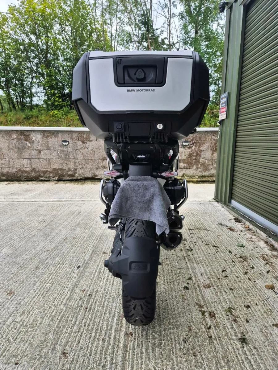 Bmw 1300 GS Trophy - Image 3