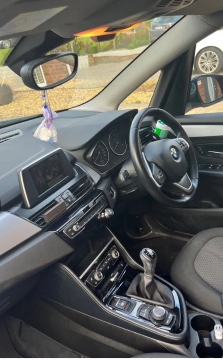 BMW 2-Series 2015 - Image 2