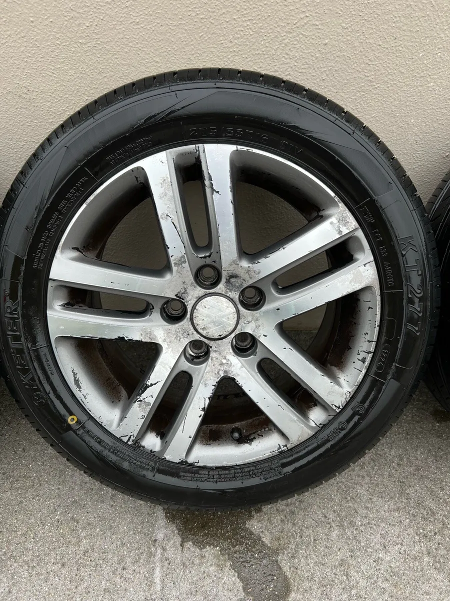 VW alloys with tyres - Image 2