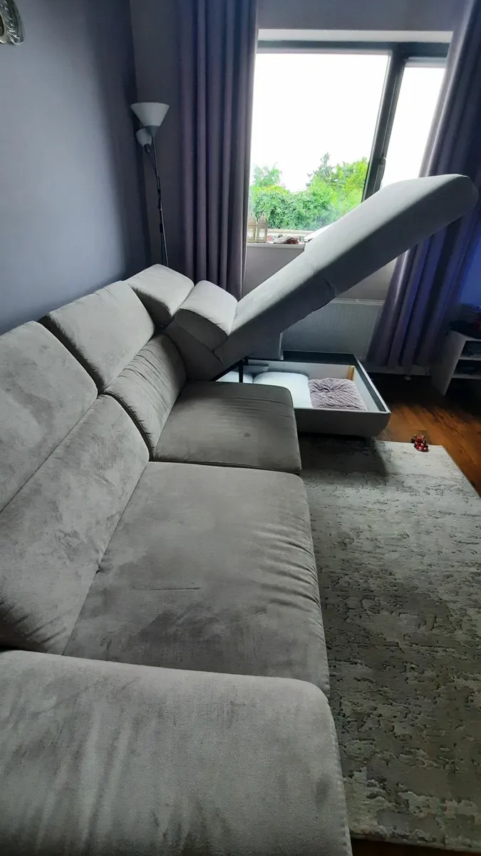 Sofa - Image 3
