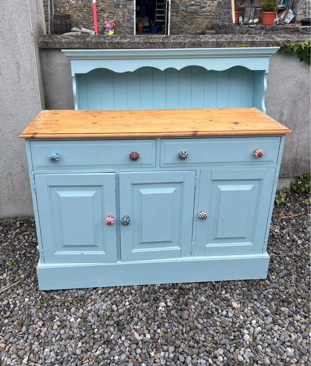 Kitchen dresser - Image 2