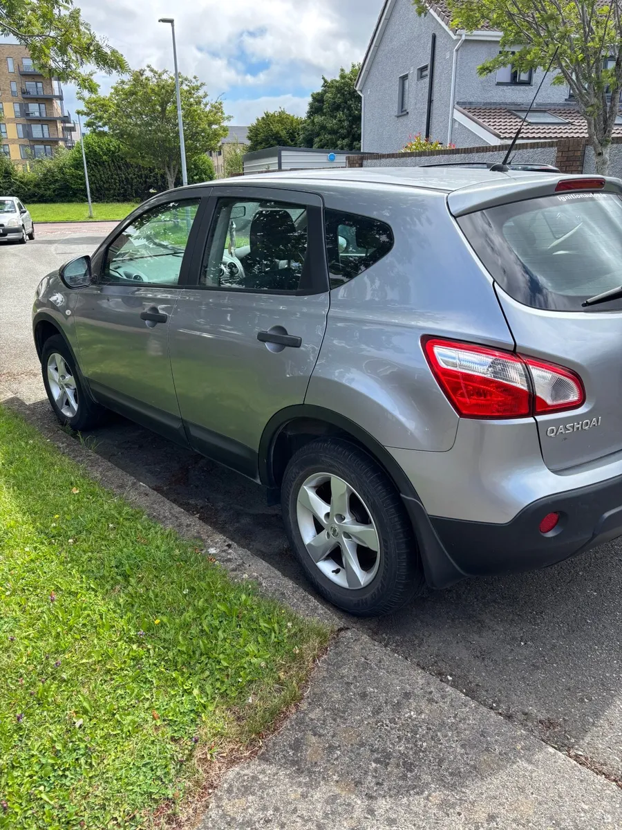 Nissan Qashqai 2010 - Image 3