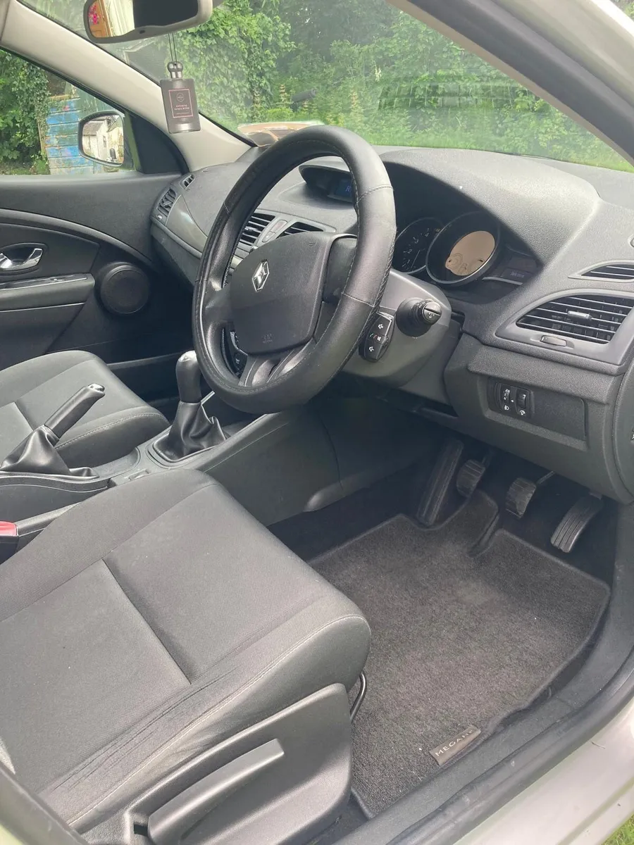 Renault Megane 2013 113,000 km - Image 4