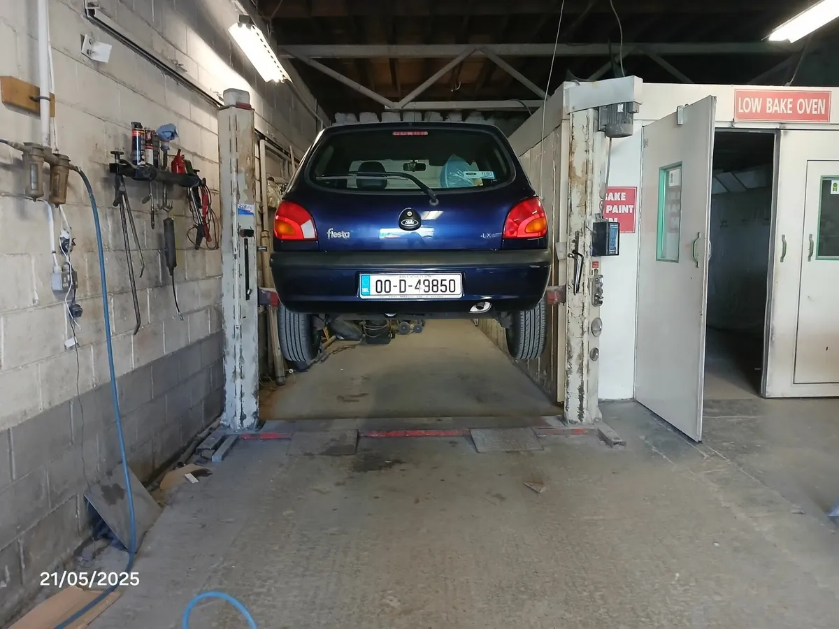 car lift - Image 1