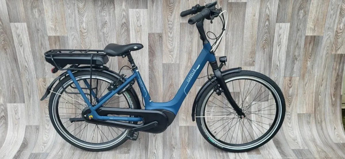 Gazelle, Brand New 12 km only - Image 3