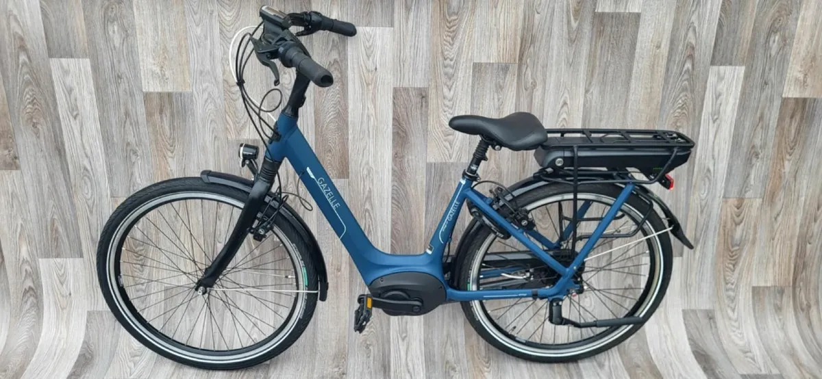 Gazelle, Brand New 12 km only - Image 4