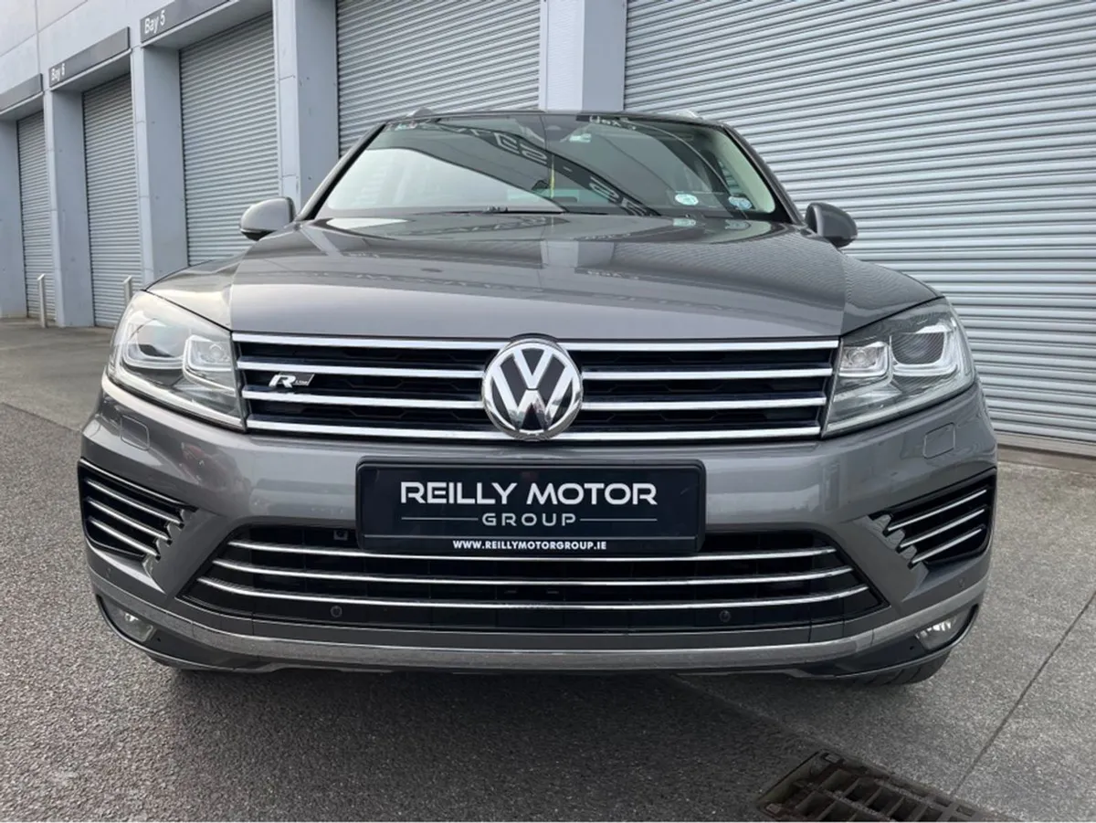 Volkswagen Touareg 3.0 TDI CV 262HP V6 R-line 5 S - Image 2