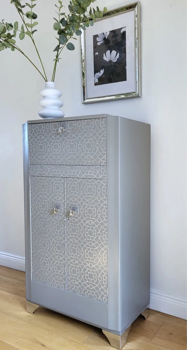 Mid Century Cocktail cabinet bar - Image 2