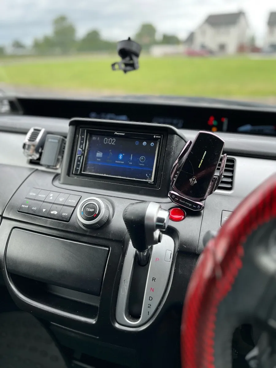 Car - Image 4