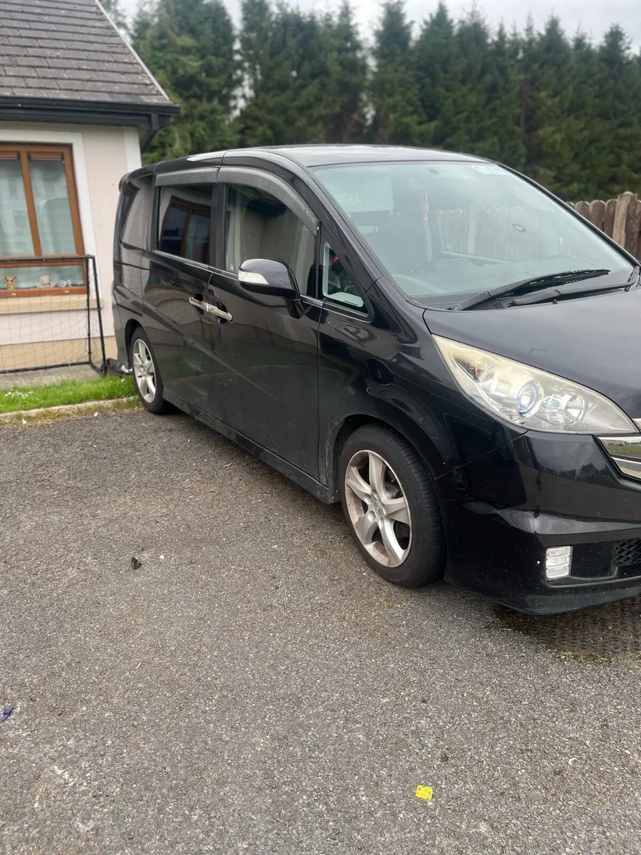 Car - Image 1