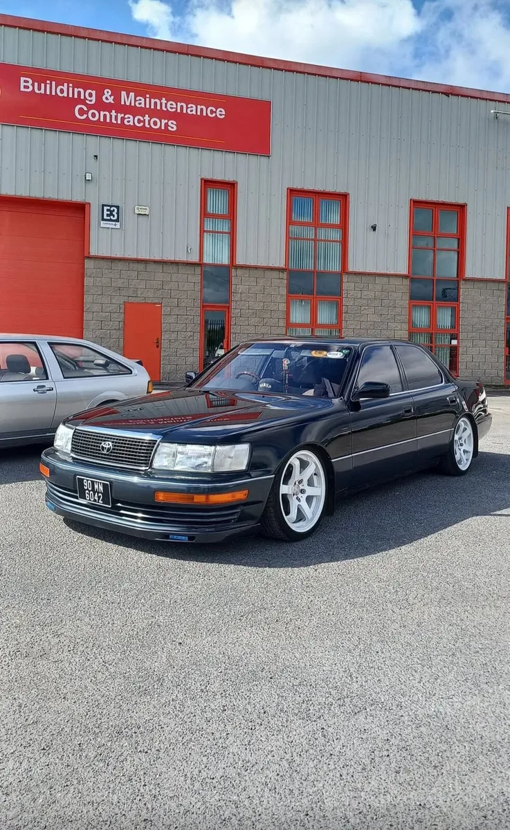 Toyota Celsior - Image 1