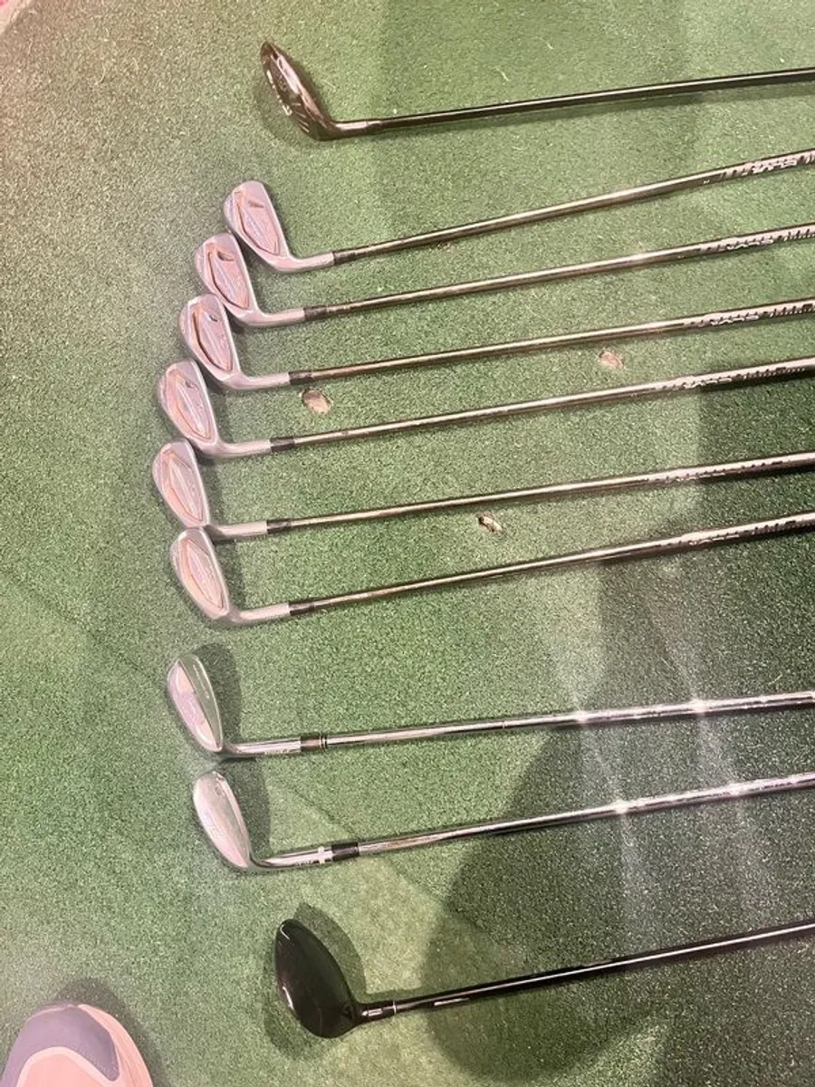 left Handed golf clubs - Image 1