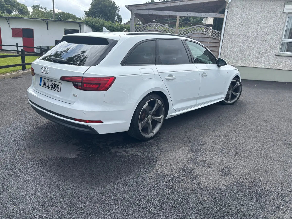 Audi A4 2016 S LINE - Image 3
