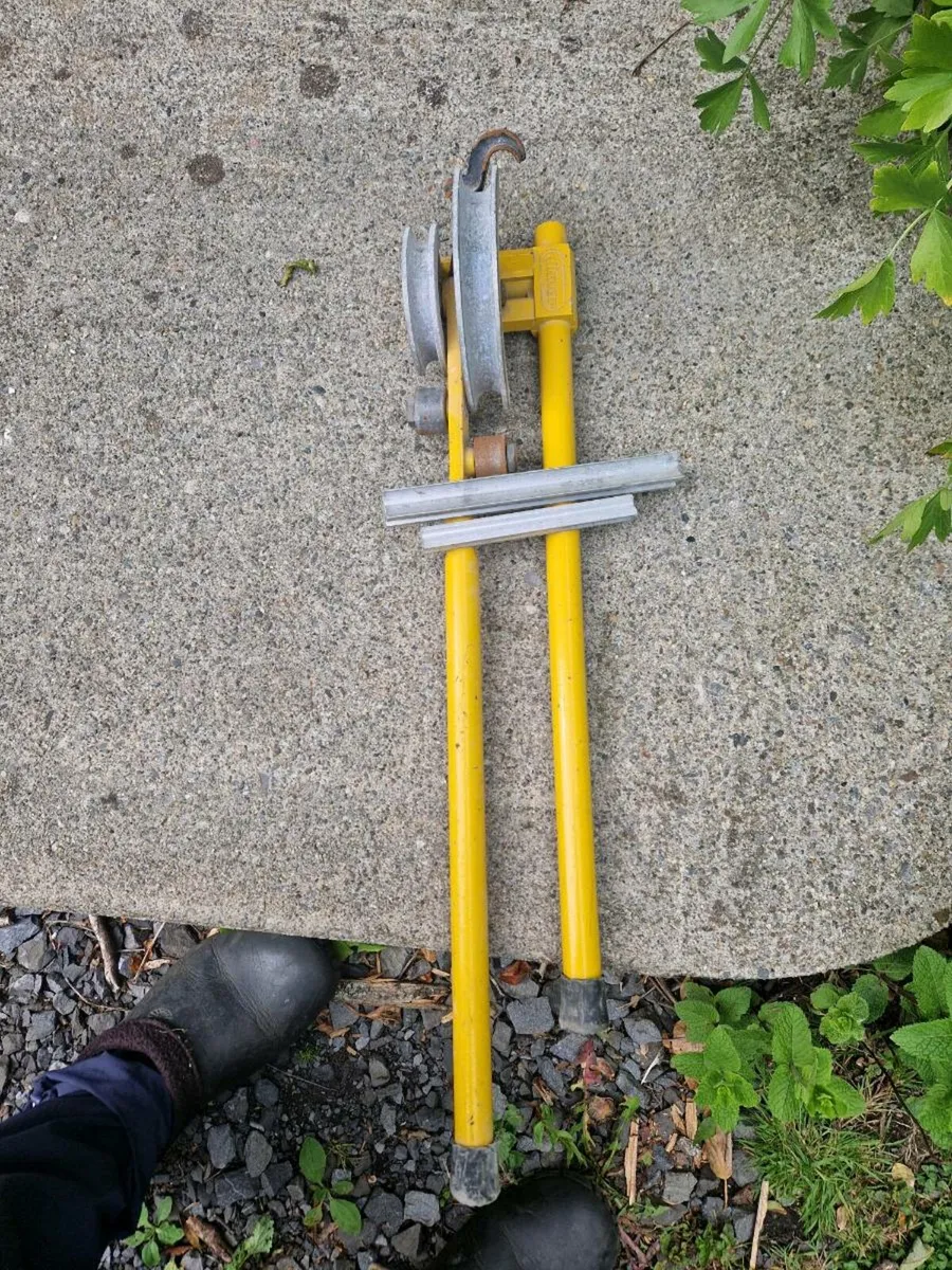 Pipe bender - Image 1