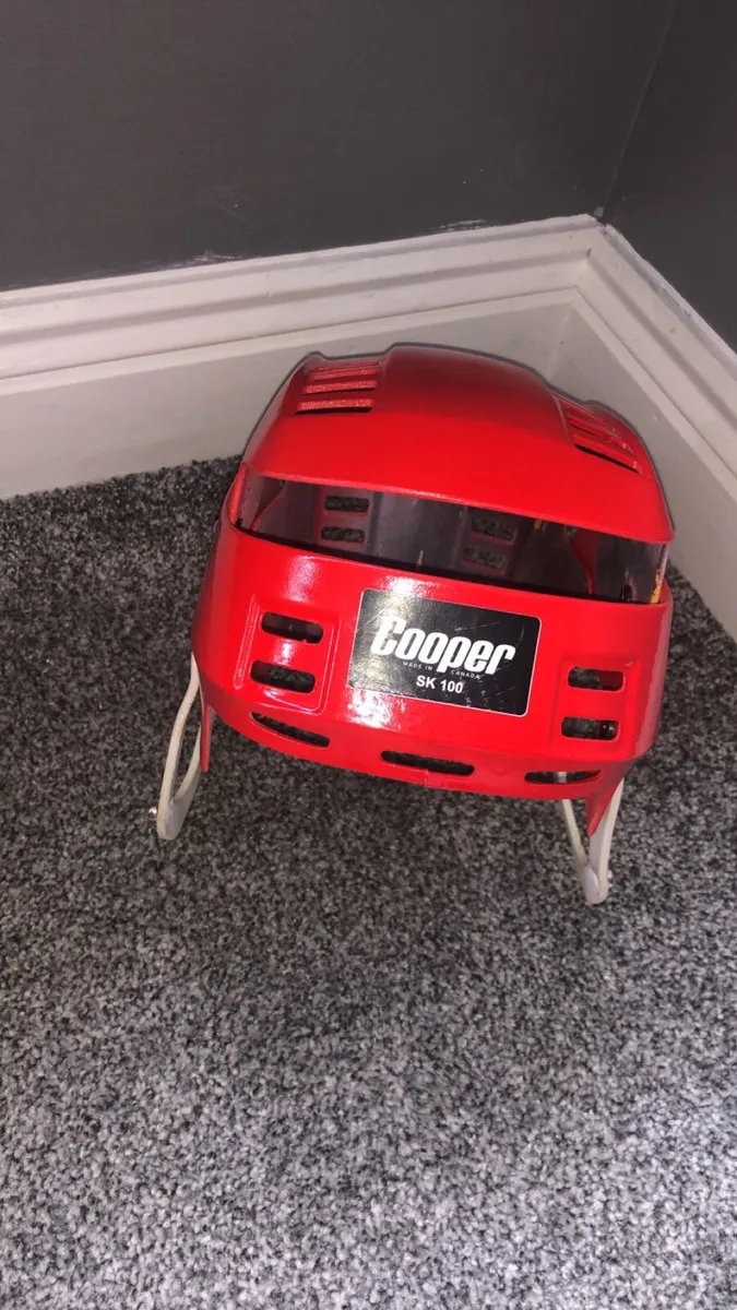 Red sprayed cooper - Image 1
