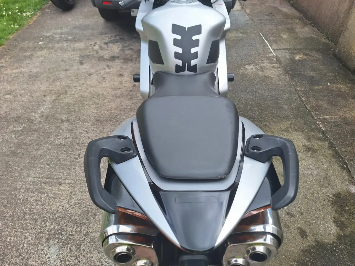 Honda VFR 800 VTEC 2003 - Image 3
