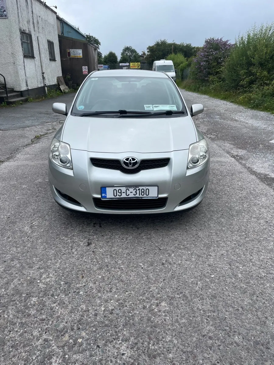Toyota auris 2009 - Image 3