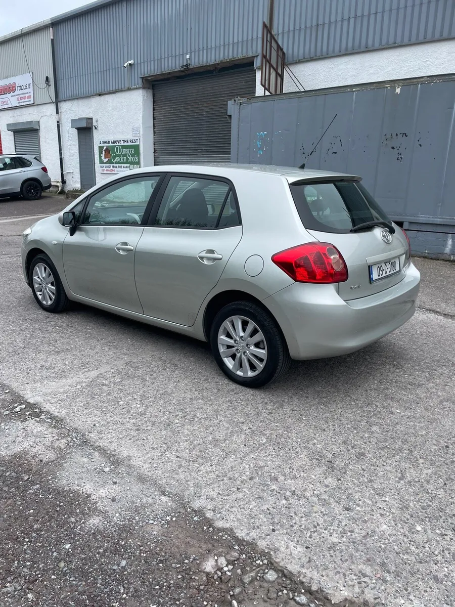 Toyota auris 2009 - Image 4