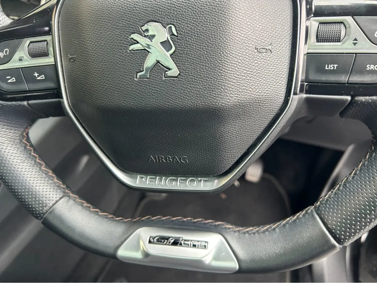 Peugeot 3008 Gt-line 1.2 Automatic//only 91000KLM - Image 4