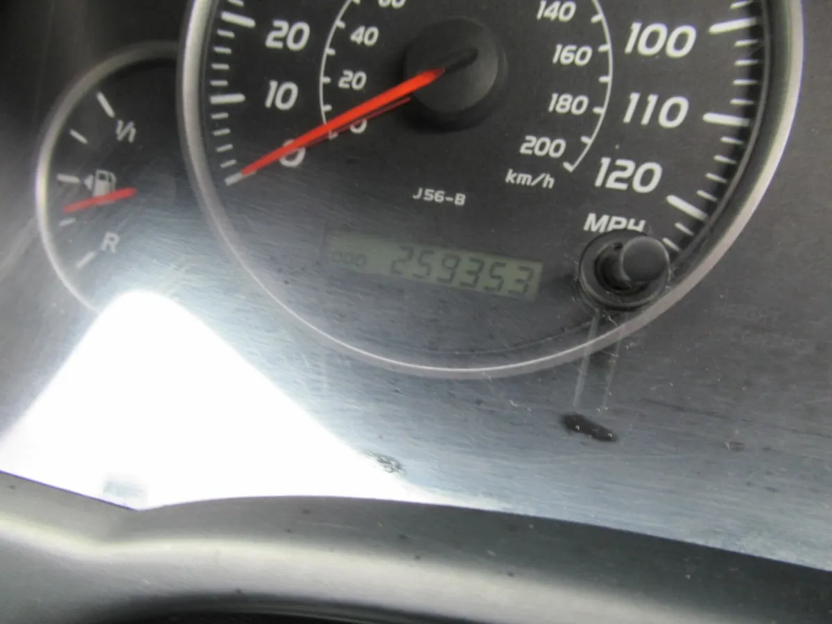 Toyota Landcruiser  2003 - Image 4