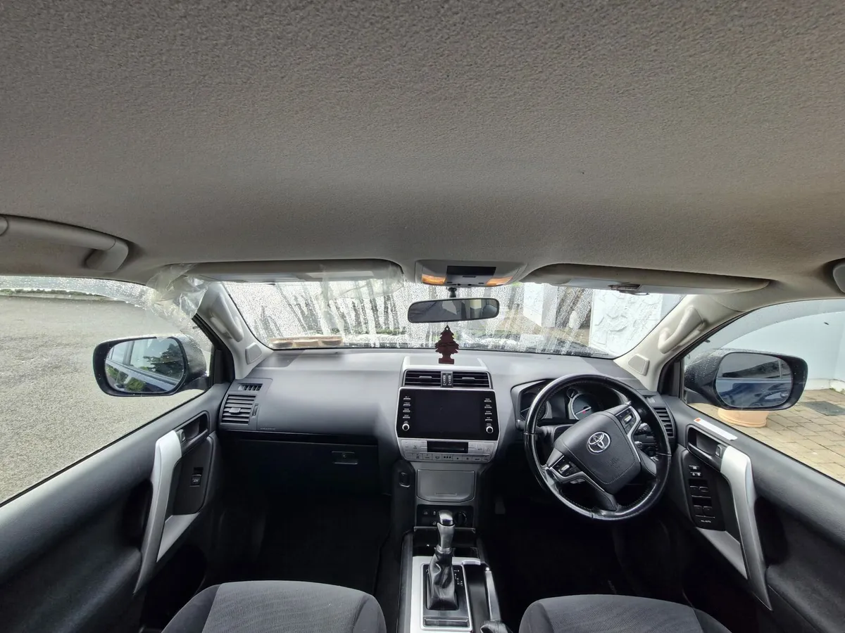 Toyota Land cruiser - Image 3