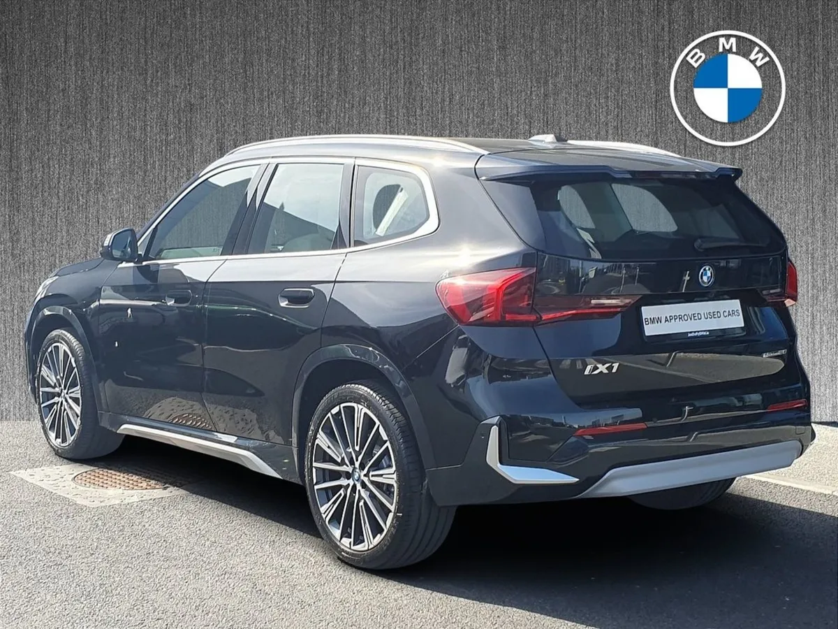 BMW iX1 Edrive20 Xline - Image 3
