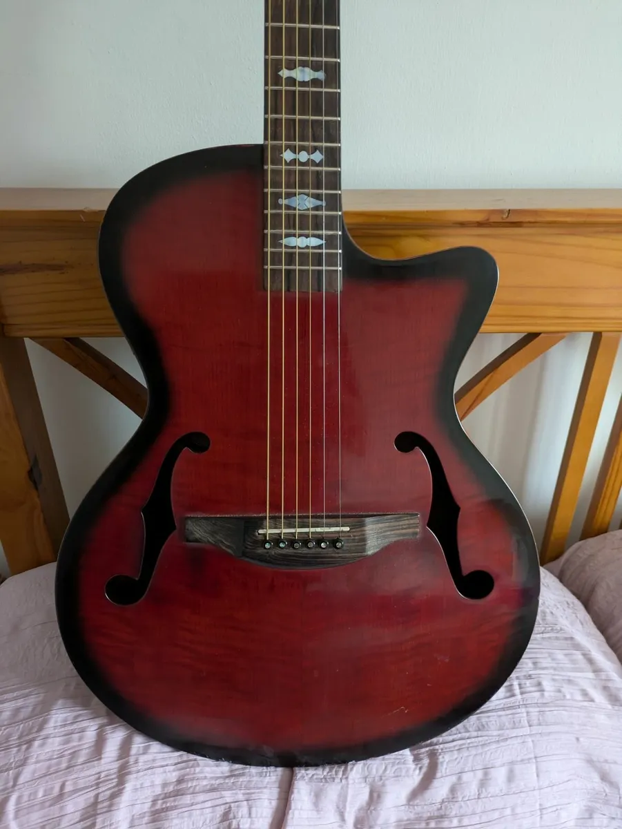 GUITAR - Image 2