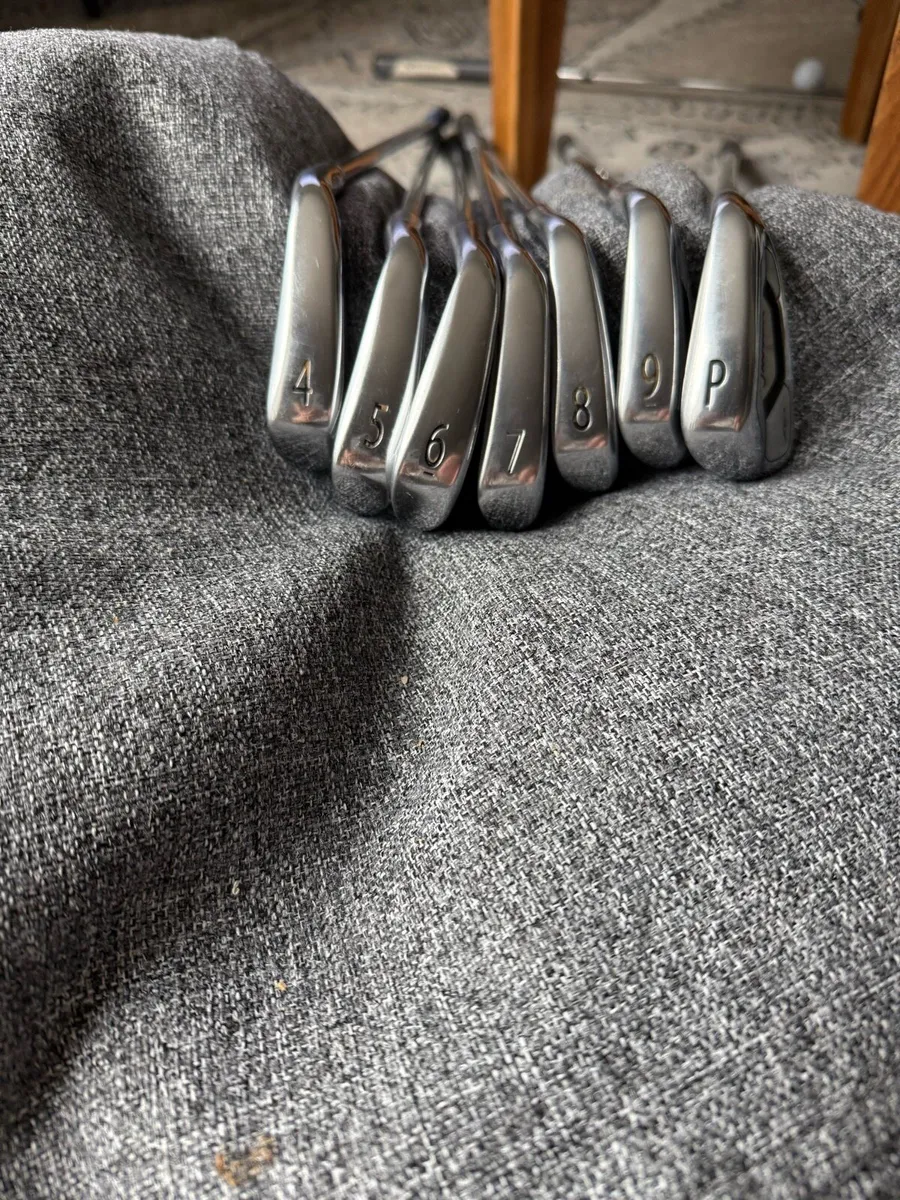 Titleist AP3 718 Irons - Image 1