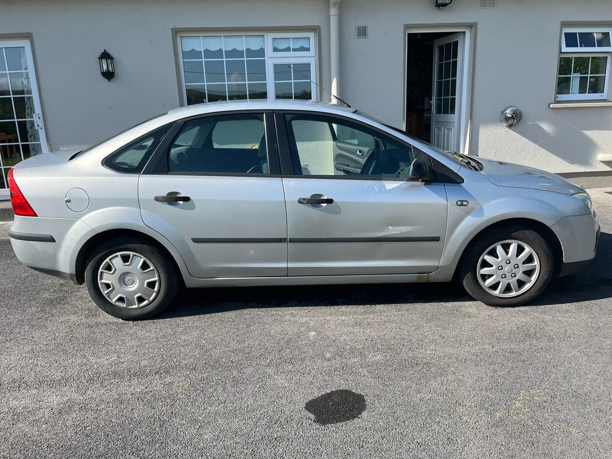 Ford Focus 2005 - Image 1