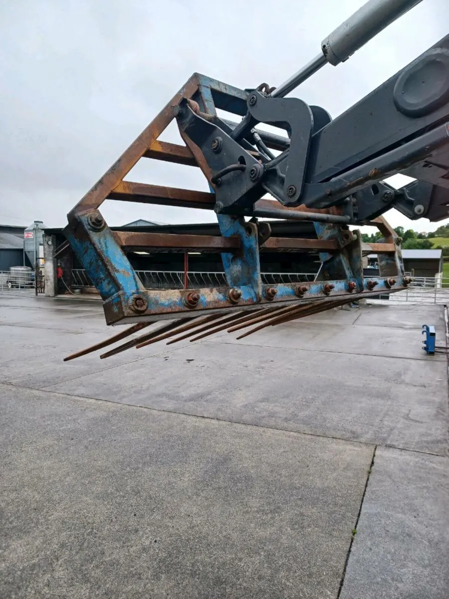 7ft front loader dung forks - Image 3