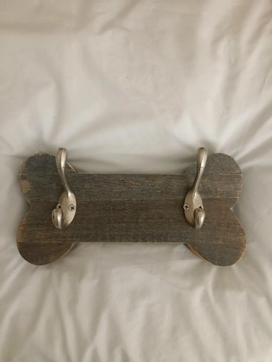 Dog bone hanger