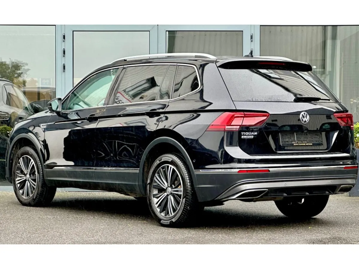 Volkswagen Tiguan A7 Highline 2.0 TDI Manual 6spe - Image 3