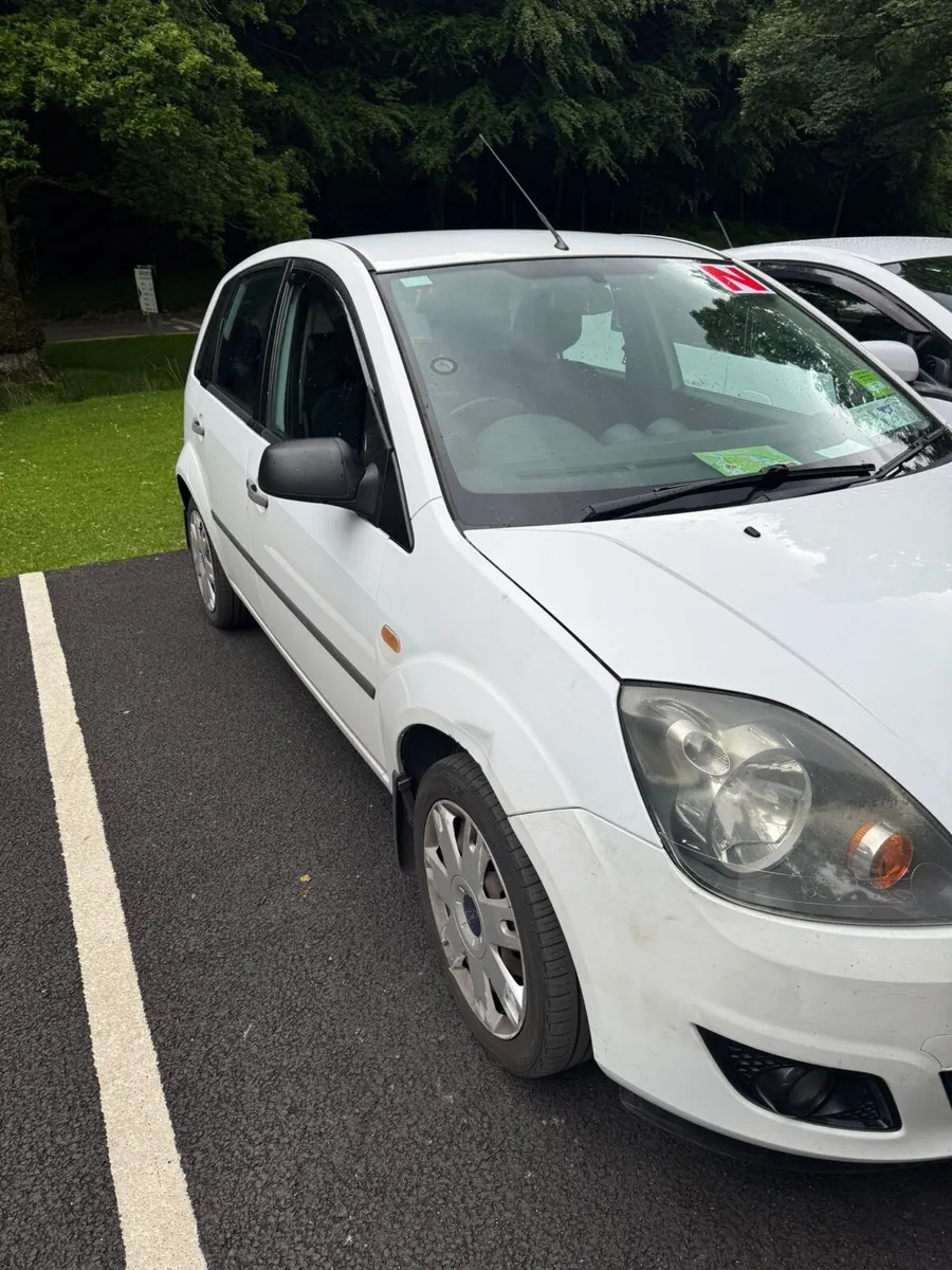 Fird fiesta 1.4 tdci €2000 - Image 2