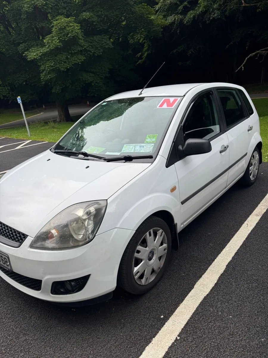 Fird fiesta 1.4 tdci €2000 - Image 3
