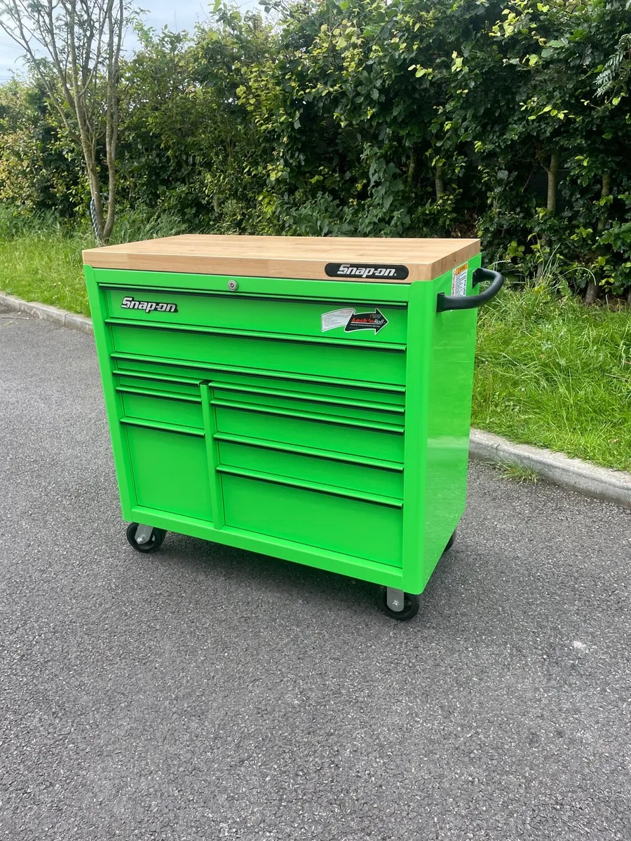 Snap on 40 inch roll cab - Image 1