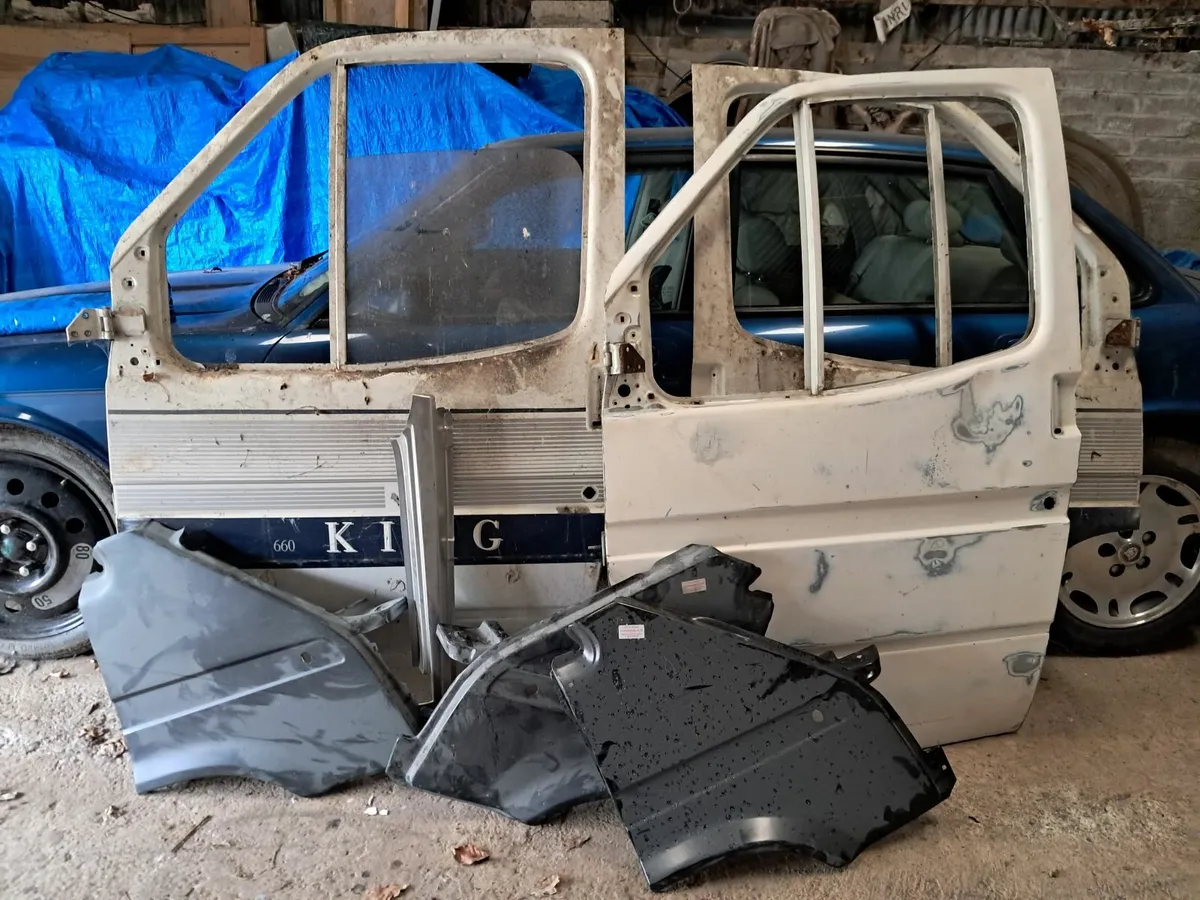 van parts - Image 1