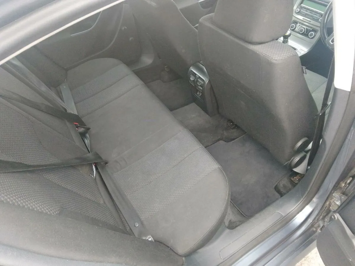 2010 Volkswagen Passat !! New Nct !! - Image 4