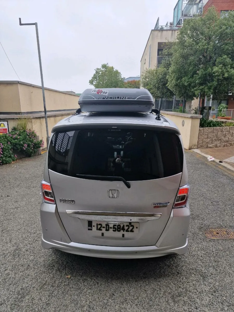 Honda Freed 1.5 Hybrid - Image 4