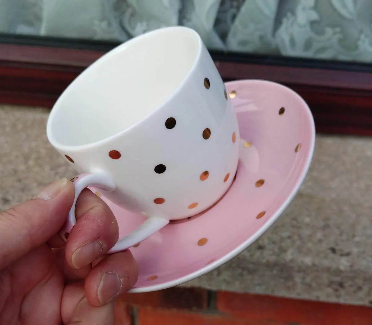 FUN GLUED CUP & SAUCER SET (USED). - Image 4