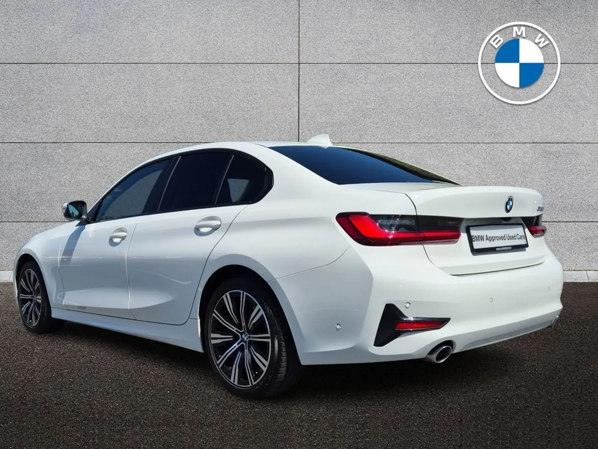 BMW 3 Series 318d SE Saloon - Image 2
