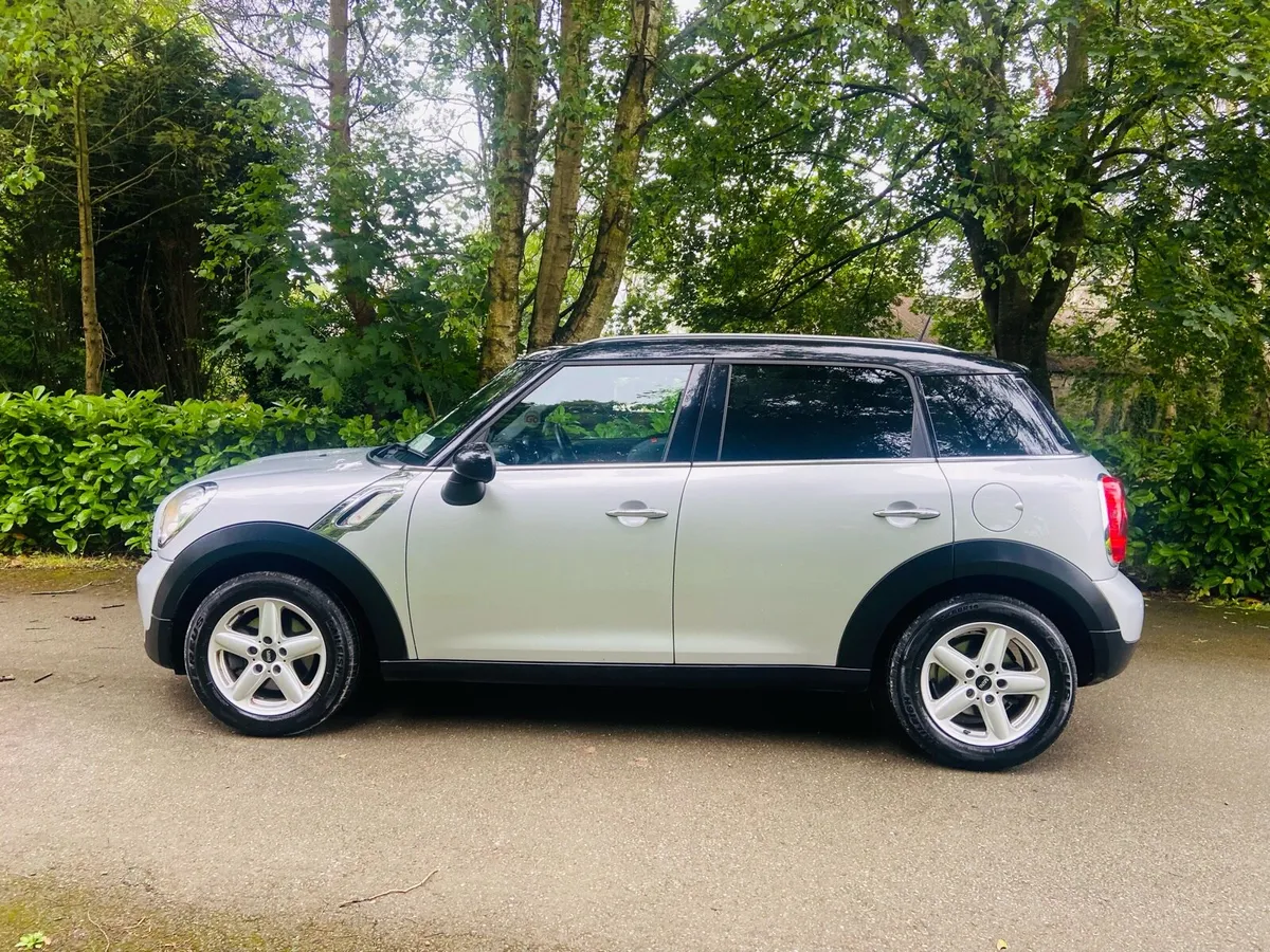 Mini Cooper Countryman - Image 2