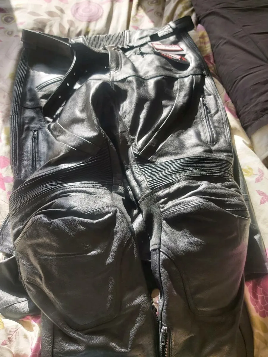 Leather motorbike pants - Image 3