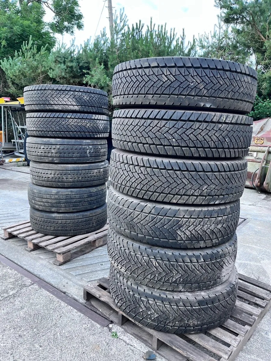 GoodYear 275/70r22.5 truck wheels - Image 1
