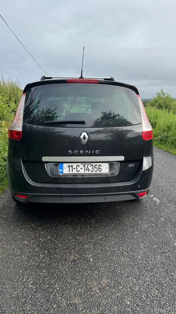 Renault Grand Scenic - Image 3